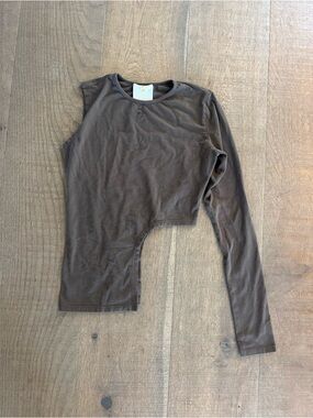 jeu illimite brown asymmetrical long sleeve tee shirt